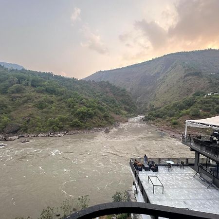 Hotel La Orilla Muzaffarabad Bagian luar foto