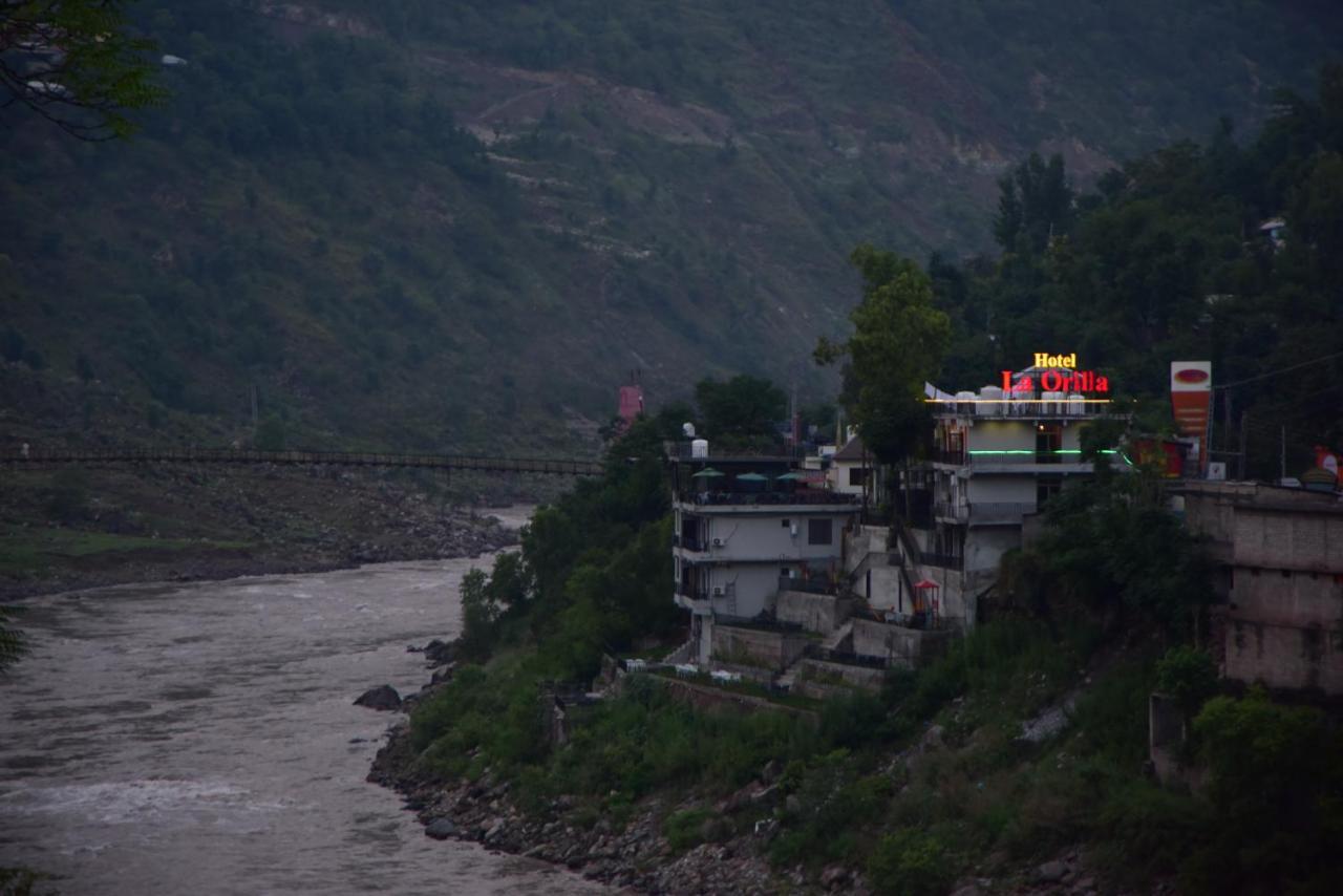 Hotel La Orilla Muzaffarabad Bagian luar foto